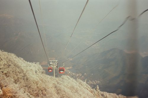 Going up to the ski slopes, Anji, China